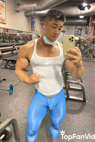 Muscle Boy Aaron Chu