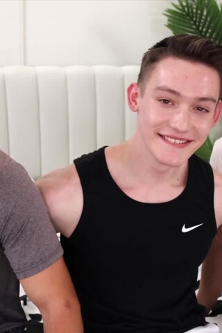 Threesome Fun - Kingsley Kross Leslie Madison & Thomas Rosewood Show Off Their Freaky Sides