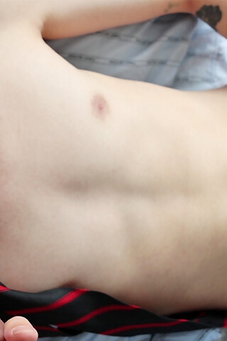 My cute mate Andrew Tran is getting off