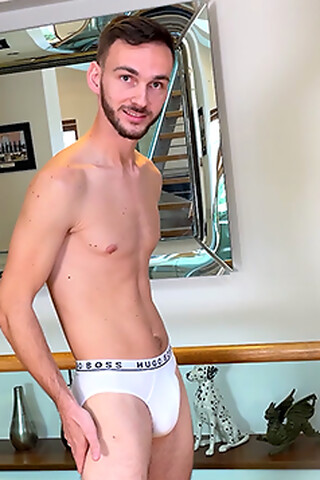 Straight Young Footballer Wanks his Hard Uncut Cock & Shoots a Big Load of Cum!