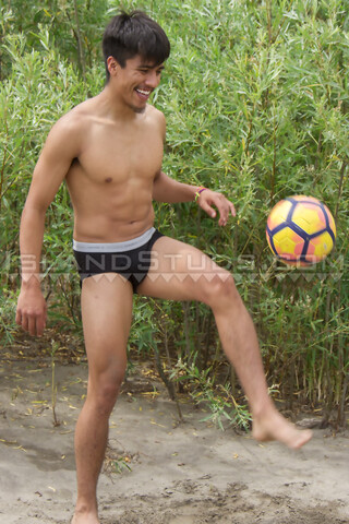 Uncut Guillermo: Cute Happy Soccer Jock Twink, Pees x2, Jogs & Works Nude, Shoots Fountains of Mexican Milk!